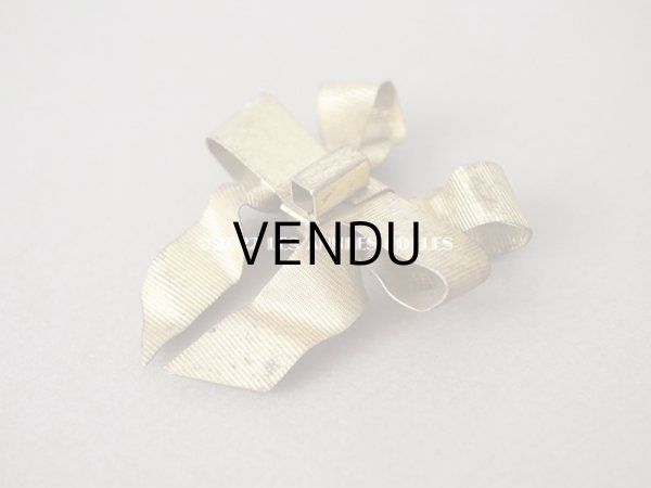 画像7: 1900年代 アンティーク リボンのオーナメント メタル製 (7)