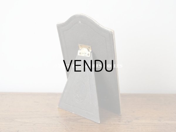 画像3: アンティーク 本革製 フォトフレーム  百合の紋章 (3)