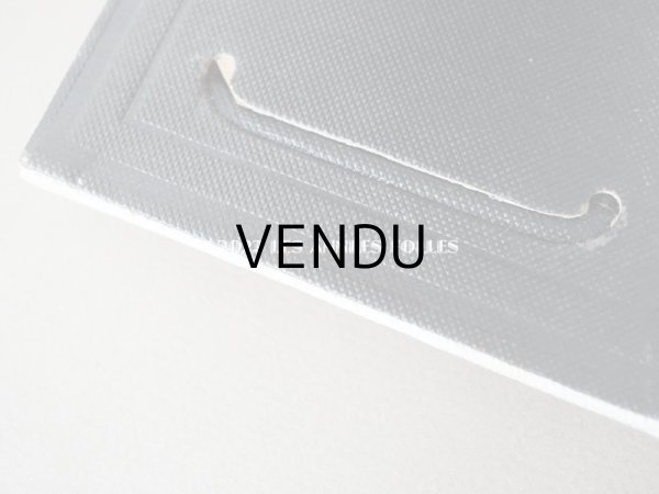 画像11: アンティーク 本革製 フォトフレーム  百合の紋章 (11)