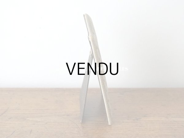 画像4: アンティーク 本革製 フォトフレーム  百合の紋章 (4)