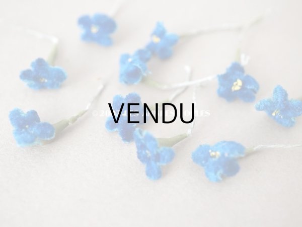 画像2: アンティーク 布花材料 勿忘草の花びらのセット 茎＆ガラス製の萼付き 10ピースのセット (2)