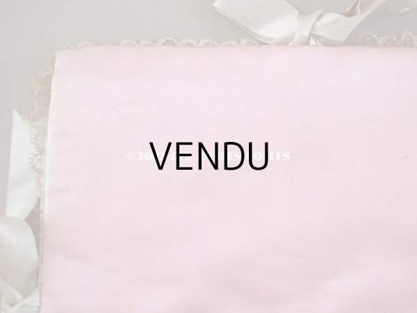 画像5: アンティーク シルク製 ハンキーケース モノグラム刺繍入り　レースの縁取り ハンカチ用ポシェット (5)