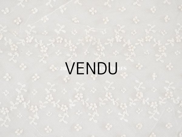 画像3: アンティーク 小さな花のポンポン付 レース ライトベージュ (3)