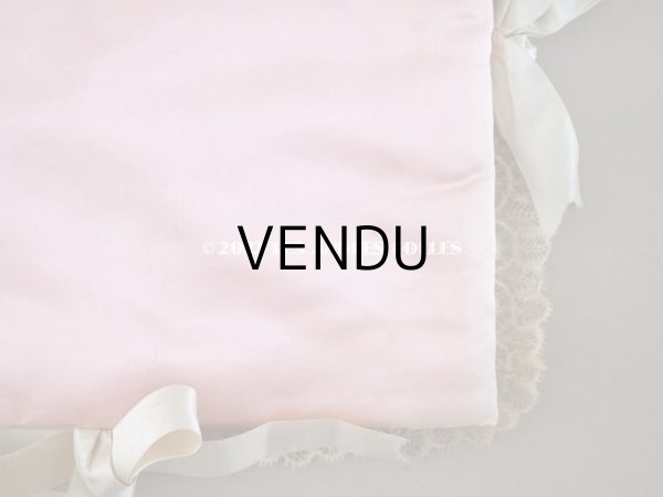 画像6: アンティーク シルク製 ハンキーケース モノグラム刺繍入り　レースの縁取り ハンカチ用ポシェット (6)