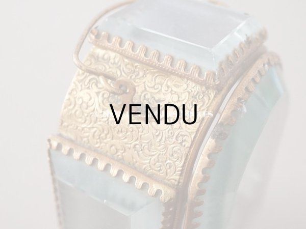 画像8: アンティーク 懐中時計 & ジュエリーボックス パウダーブルーのシルク製クッション (8)