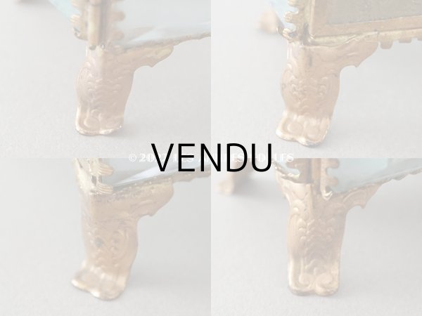 画像10: アンティーク 懐中時計 & ジュエリーボックス パウダーブルーのシルク製クッション (10)