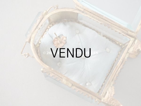 画像13: アンティーク 懐中時計 & ジュエリーボックス パウダーブルーのシルク製クッション (13)