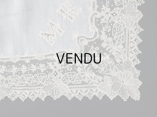 画像8: 19世紀 アンティーク ポワンドガーズ 結婚式のハンカチ モノグラムの刺繍入り 【 ポワン・ド・ガーズ 】 (8)