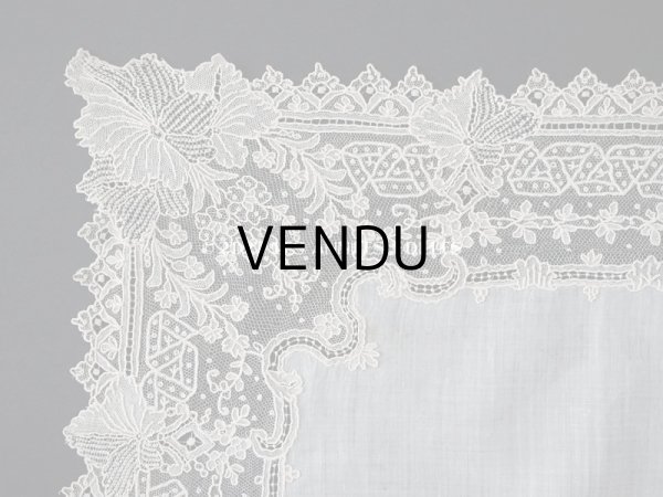 画像3: 19世紀 アンティーク ポワンドガーズ 結婚式のハンカチ モノグラムの刺繍入り 【 ポワン・ド・ガーズ 】 (3)