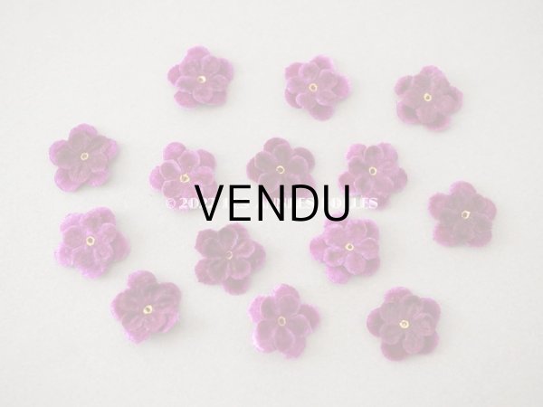 画像2: ＊蚤の市＊アンティーク 布花材料  2重の花びら 7ピースのセット ベルベット  ボルドー 20mm (2)