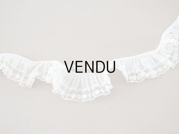 画像2: アンティーク プリーツ&フリルリボン レース付き オフホワイト  74cm 幅3.2cm  (2)