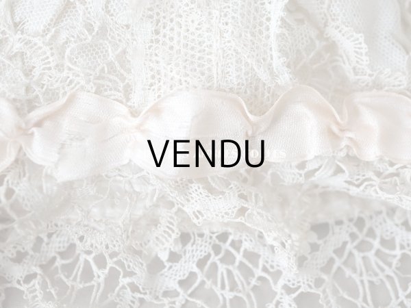 画像10: アンティーク ベビー用　ボネ　手編みのレース＆ベビーピンクのシルクリボン (10)