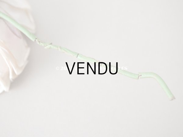 画像6: 1900年代 アンティーク　薔薇の大きな布花 淡いピンク　クウォーター・ロゼット咲き (6)