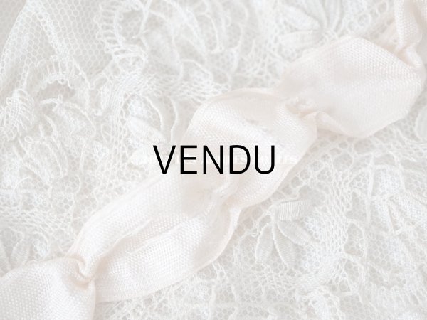 画像8: アンティーク ベビー用　ボネ　手編みのレース＆ベビーピンクのシルクリボン (8)