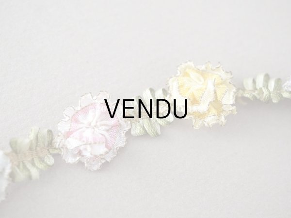 画像4: アンティーク 大きな6色の薔薇のロココトリム  52cm (4)