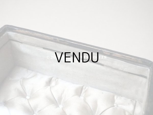 画像5: アンティーク 本革製 ジュエリーケース グレーベージュのシルク製クッション (5)