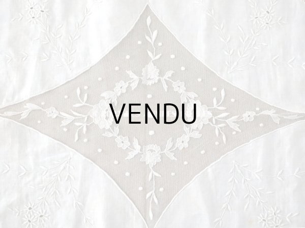 画像10: アンティーク シルクリボンが結ばれた　ベビーベッドカバー ホワイトワーク＆プリーツ入りチュールレース (10)