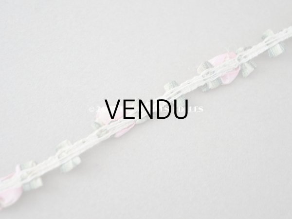 画像7: アンティーク シルク製 大きな薔薇のロココトリム ベビーピンク　31cm (7)