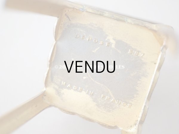 画像9: 1920年代 アンティーク 栗鼠のジュエリーボックス 　マスタードカラーのシルク製クッション　 (9)