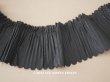 画像1: 19世紀末 アンティーク  ドレスの裾 黒いシルクのプリーツ 2.7m 約11cm幅 (1)