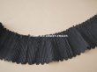 画像3: 19世紀末 アンティーク  ドレスの裾 黒いシルクのプリーツ 3m 約10cm幅 (3)