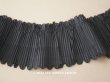 画像1: 19世紀末 アンティーク  ドレスの裾 黒いシルクのプリーツ 3m 約10cm幅 (1)