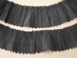 画像10: 19世紀末 アンティーク  ドレスの裾 黒いシルクのプリーツ 2.7m 約11cm幅 (10)