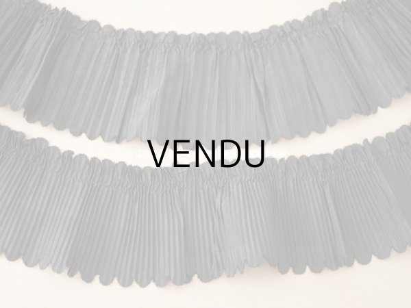 画像10: 19世紀末 アンティーク  ドレスの裾 黒いシルクのプリーツ 3m 約10cm幅 (10)