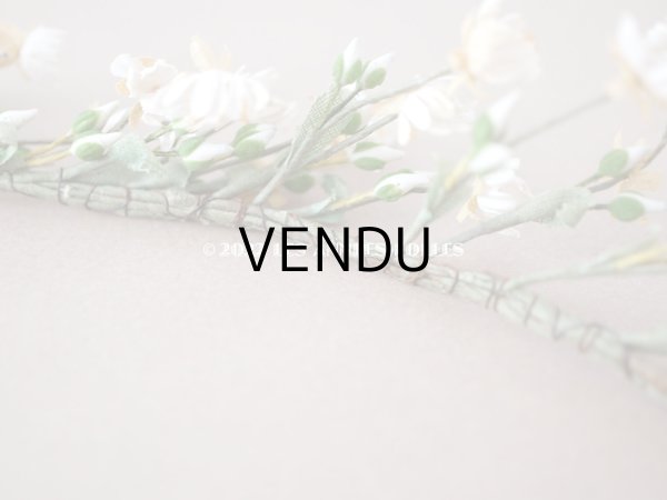 画像13: 19世紀末 アンティーク 白い小さなの布花のティアラ 花冠　 (13)