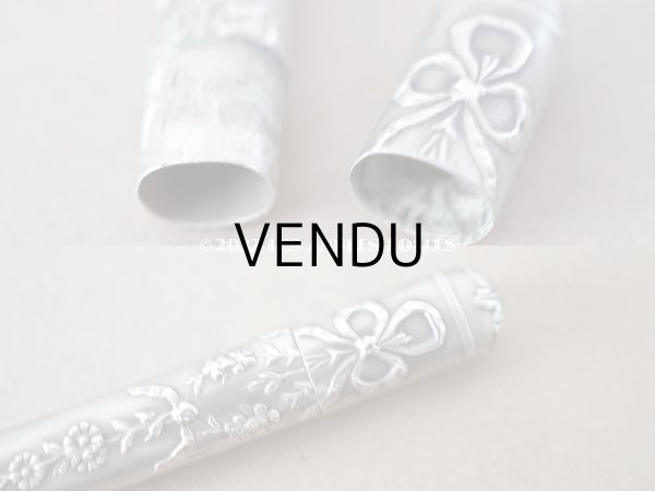 画像7: 1900年頃 アンティーク シルバー製 リボン＆花のガーランド ソーイングセット 裁縫道具 (7)