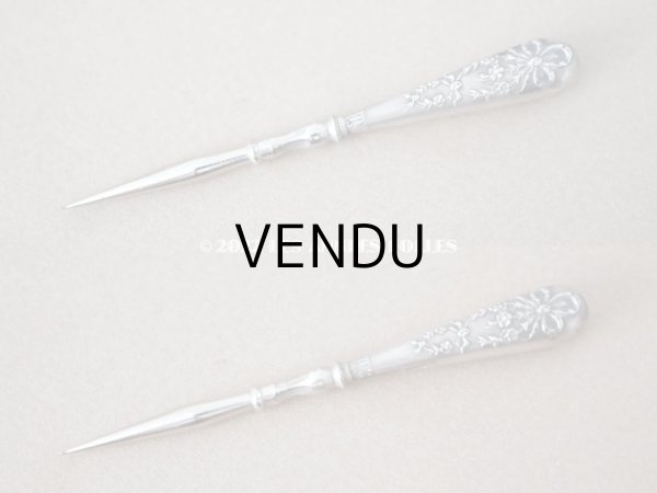 画像8: 1900年頃 アンティーク シルバー製 リボン＆花のガーランド ソーイングセット 裁縫道具 (8)