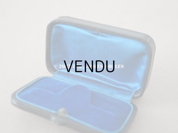 画像6: 19世紀末 アンティーク 本革製 イニシャル入り ブローチ用ボックス　黒 ジュエリーボックス (6)