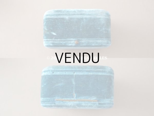 画像9: 19世紀末　アンティーク ブレスレット用 ジュエリーボックス　ブルーのベルベット (9)