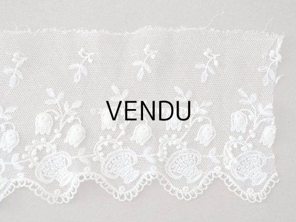 画像10: アンティーク 鈴蘭の刺繍入りレース　エクリュ　104cm (10)
