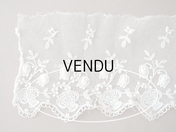 画像8: アンティーク 鈴蘭の刺繍入りレース　エクリュ　104cm (8)