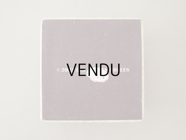 画像6: 1900年代 アンティーク ベルベットの台座 ボンマルシェ百貨店のラベル付き カーキ (6)