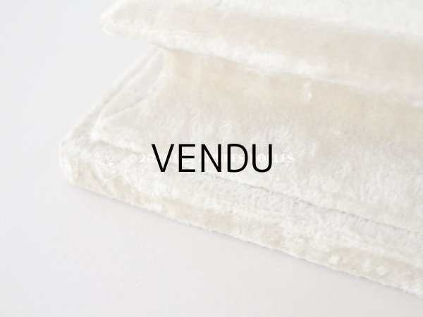 画像7: 1900年代 アンティーク ベルベットの台座 ボンマルシェ百貨店のラベル付き カーキ (7)