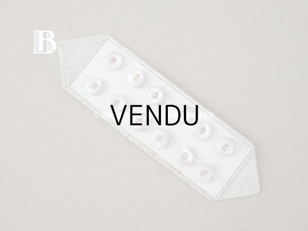 画像8: 1920年 アンティーク マザーオブパール製 極小 ボタン 乳白色 6mm 12ピース シェルボタン  (8)