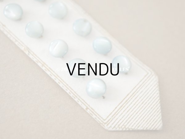 画像8: 1920年 アンティーク マザーオブパール製 極小 ボタン 6mm 12ピース シェルボタン ブルー (8)