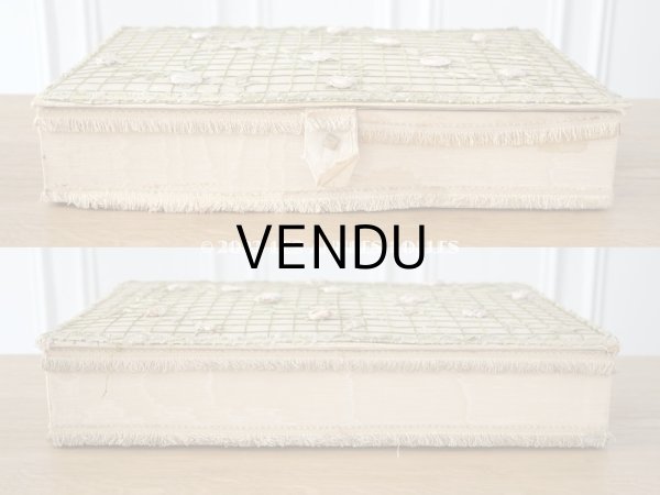 画像4: アンティーク 薔薇のロココモチーフのガーランド 大きなカルトナージュボックス パウダーピンク 48×32.5×9.5cm (4)