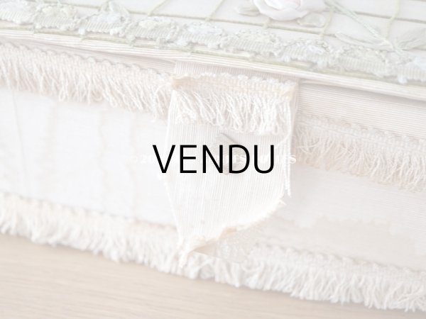 画像12: アンティーク 薔薇のロココモチーフのガーランド 大きなカルトナージュボックス パウダーピンク 48×32.5×9.5cm (12)