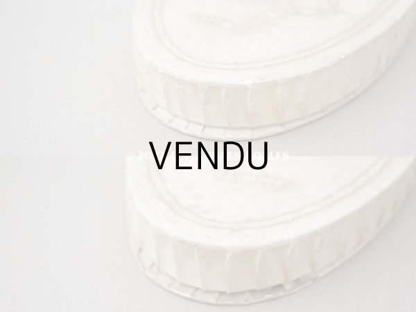 画像11:  アンティーク 『マルキーズ・ ドゥ・セヴィニエ』のドラジェボックス お菓子箱 薔薇とリボンのガーランド - MARQUISE DE SEVIGNE PARIS - (11)