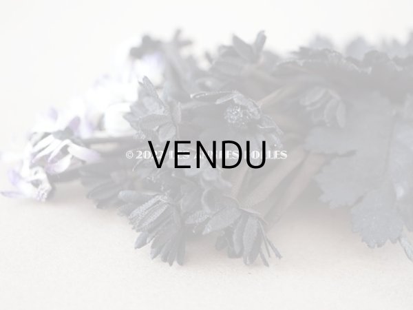 画像6: 1900年頃 アンティーク デイジーの布花　黒い花＆ホワイト・パープルの花 (6)