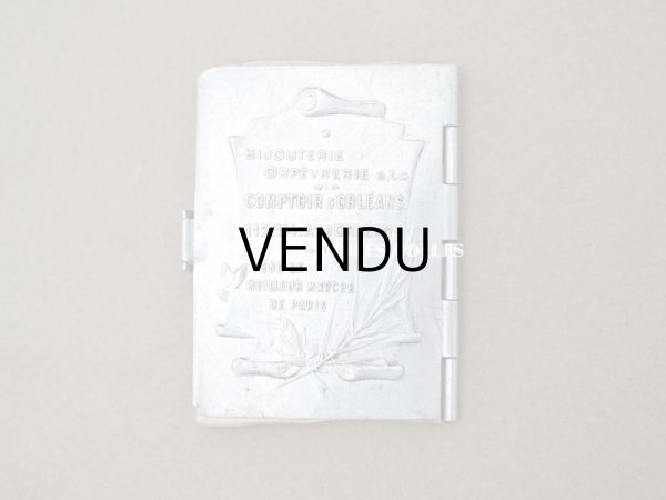 画像3: 【クリスマスセール2022対象外】1934年代 アンティーク ビジュートリーの小さなカレンダーのカルネ  ロカイユ装飾 (3)