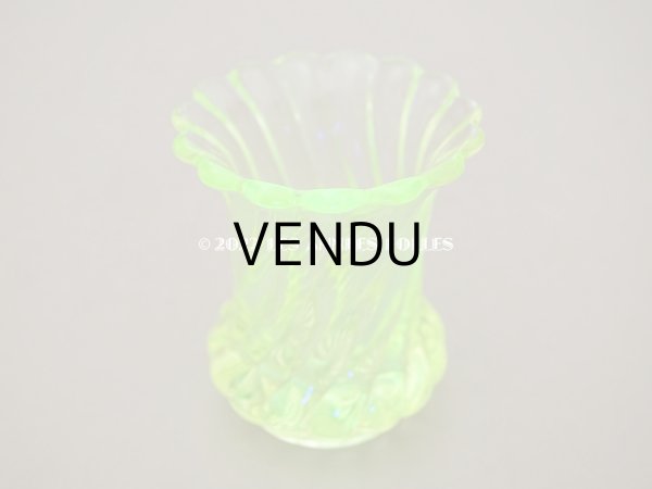 画像3: 【クリスマスセール2022対象外】アンティーク バカラ社 ウラングラスのフラワーベース クリスタル製 BACCARAT (3)