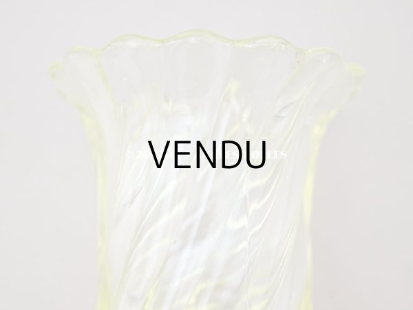 画像11: 【クリスマスセール2022対象外】アンティーク バカラ社 ウラングラスのフラワーベース クリスタル製 BACCARAT (11)