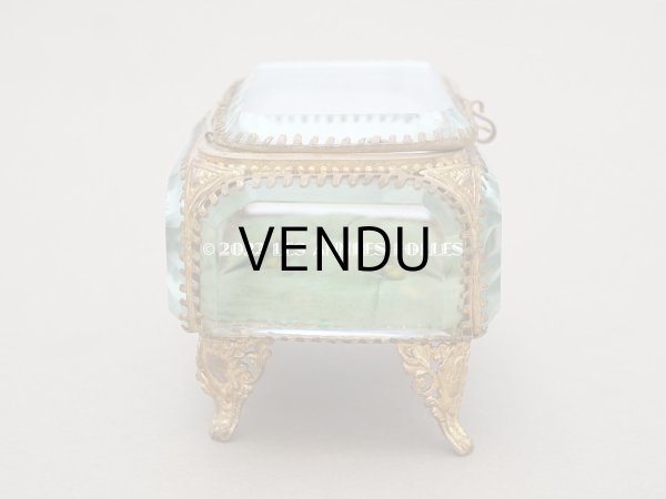 画像10: 【クリスマスセール2022対象外】19世紀末 アンティーク ジュエリーボックス グリーンのクッション ロカイユ装飾の脚 (10)