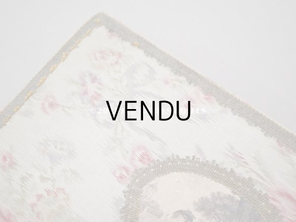 画像5: 【クリスマスセール2022対象外】 1900年代 アンティーク 薄紫色のリボン&薔薇のガーランド  カルトナージュボックス　ほぐし織り (5)