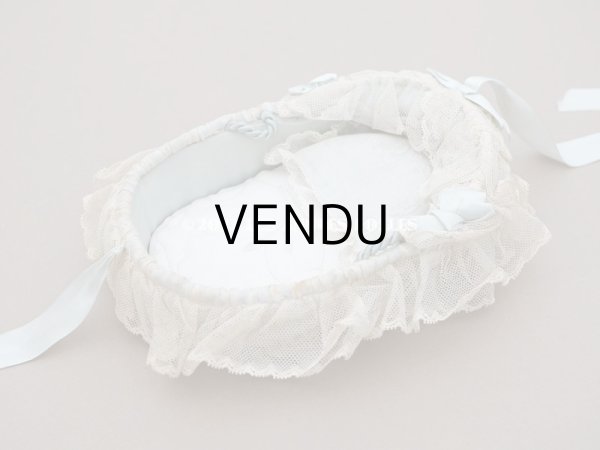 画像21: 【クリスマスセール2022対象外】アンティーク  ドールベッド & ドールドレスのセット ベビードール用　手縫い＆手刺繍＆手編みのレース (21)