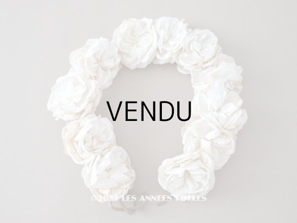 画像1: アンティーク 薔薇の布花のティアラ 花冠  オフホワイト (1)